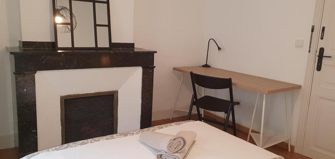 Santocha : Appartement En Plein Coeur De Ville ! Carcassonne Exterior photo
