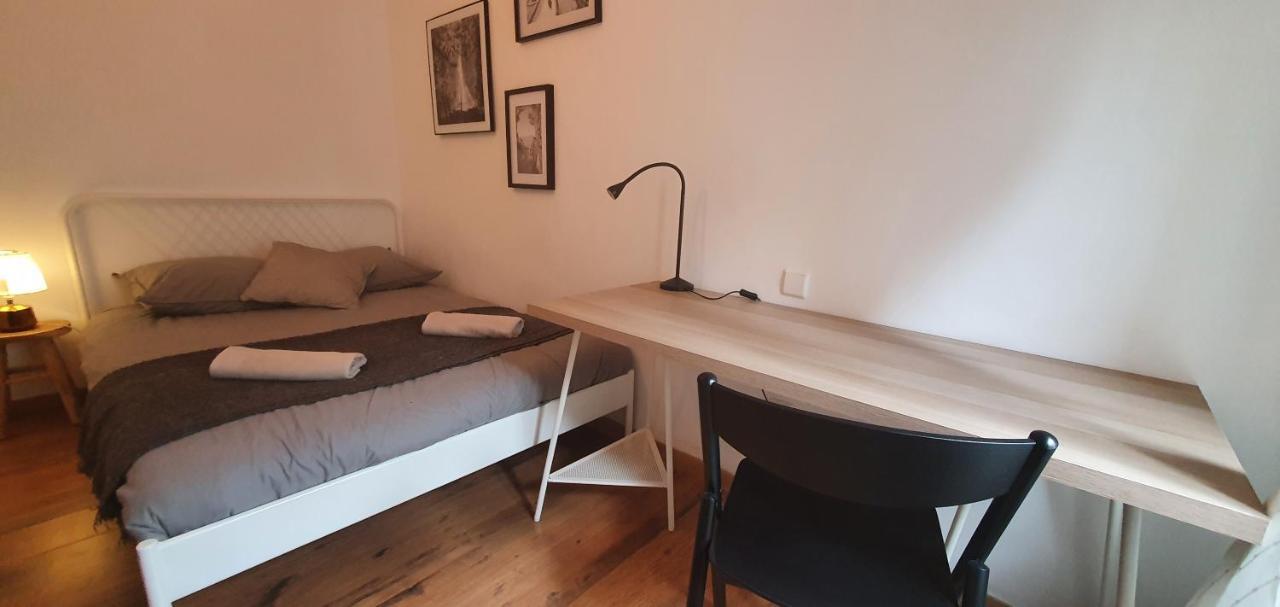 Santocha : Appartement En Plein Coeur De Ville ! Carcassonne Exterior photo