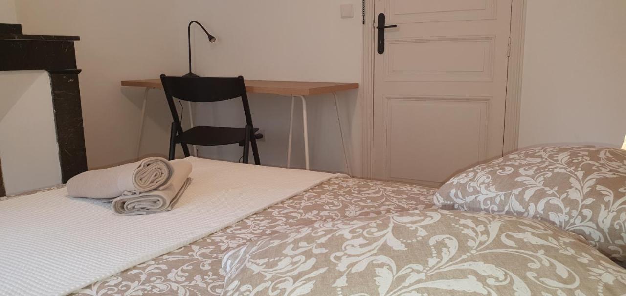 Santocha : Appartement En Plein Coeur De Ville ! Carcassonne Exterior photo